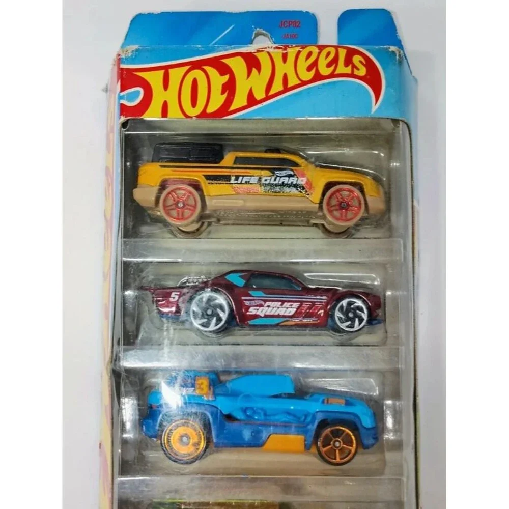 Hot Wheels City 5-Pack Die-Cast Cars Set (Brand New - Damaged Box)